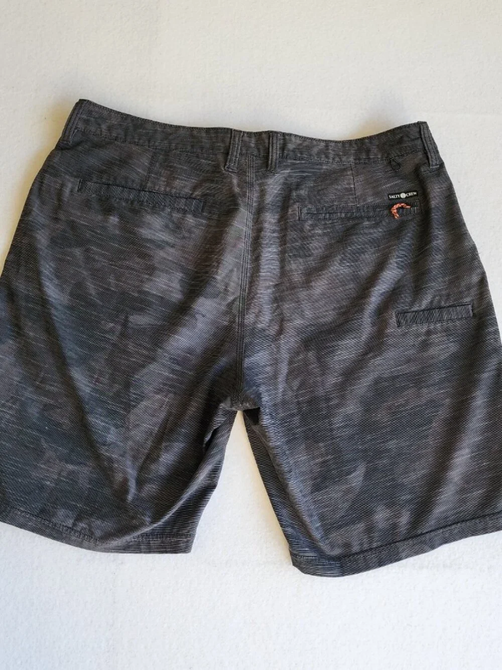 Salty Crew camo hybrid shorts Size 36